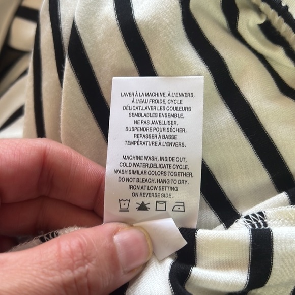 Reitmans White Marshmallow Striped Short Sleeve Tie Front T-Shirt Size XL - Picture 13 of 16